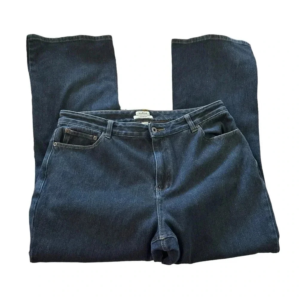 LL Bean Classic Fit women's size 14 dark blue jeans